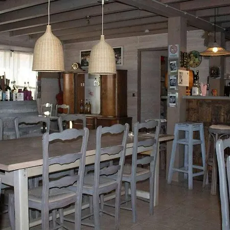 Mobil-home Convivial, Animaux Acceptes - 4 Pers. - Api-1-52-2743 * Le Martinet (Alpes-de-Haute-Provence)